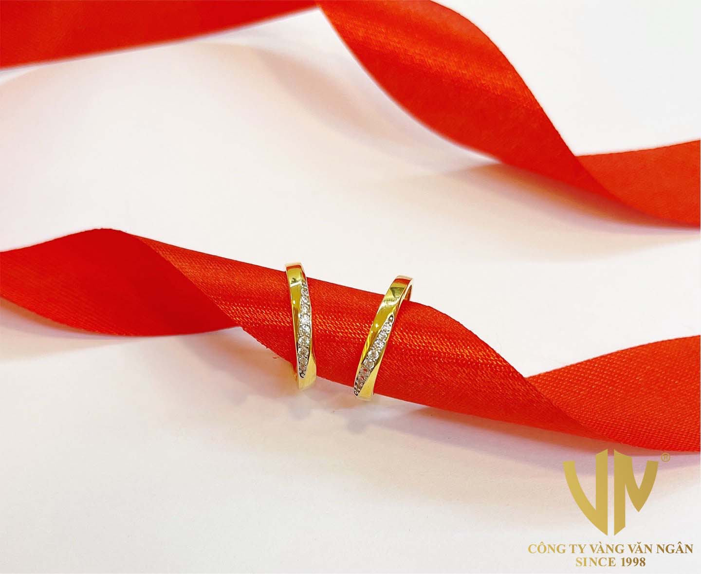 Mẫu nhẫn đôi đẹp ý nghĩa sâu sắc về tình yêu và sự gắn bó